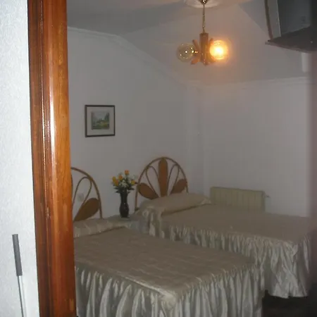 بيت ضيافة Dehesa 2*