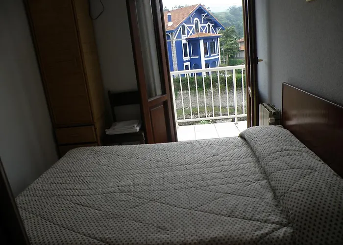 Dehesa בית הארחה